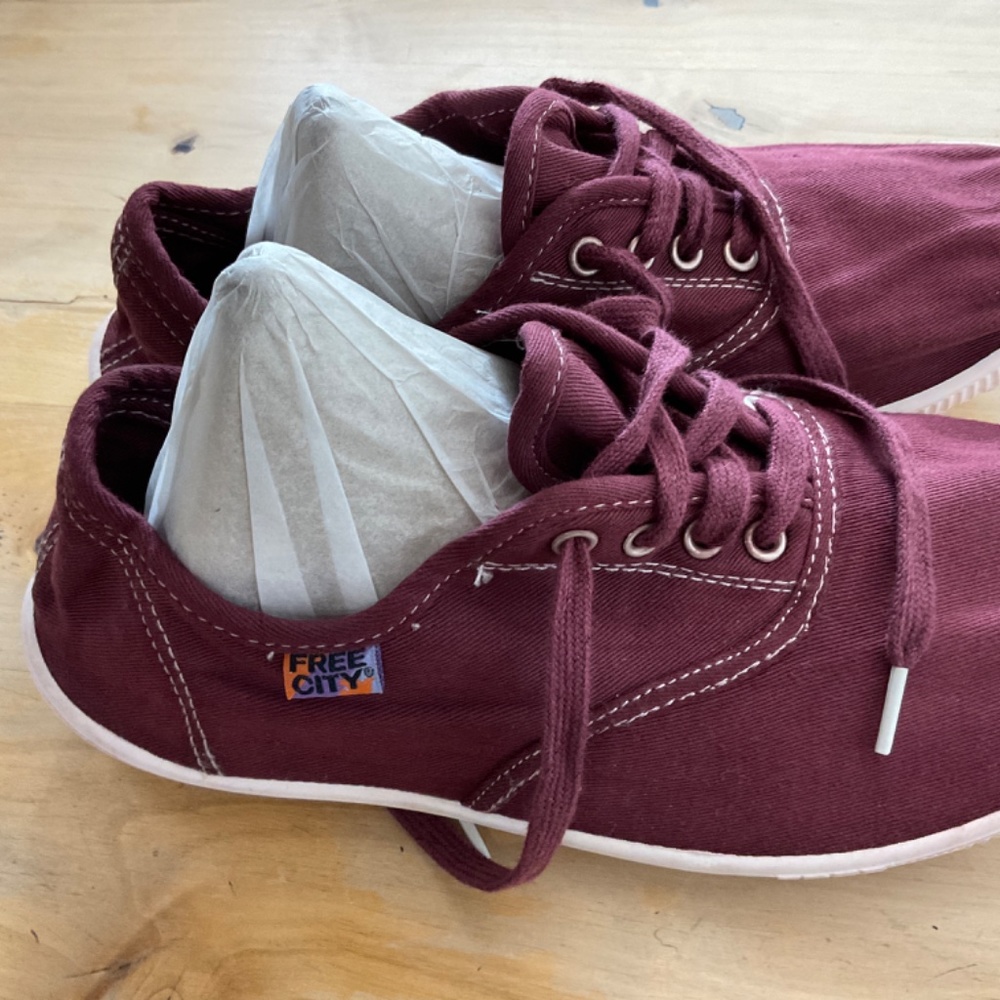 FREECITY VINTAGE TENNIS SHOES BRAND NEW /UNISEX - Picture 6 of 8